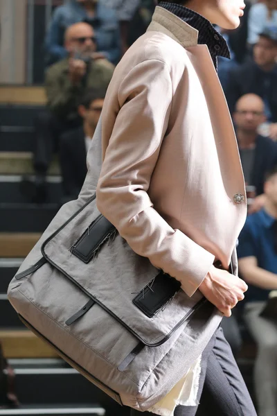 Look 85
